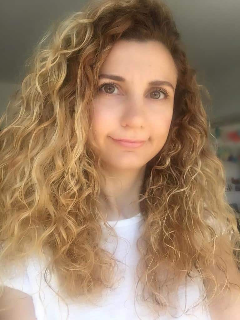 Arzu Demirel Çizgi Film Senaristi, Yazar, Yönetmen, Dramaturg