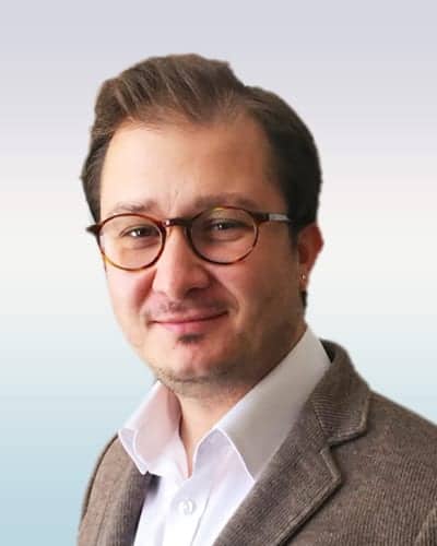 Caner Özdurak, Dr. Akademisyen, Strateji ve Yatırım Danışmanı
